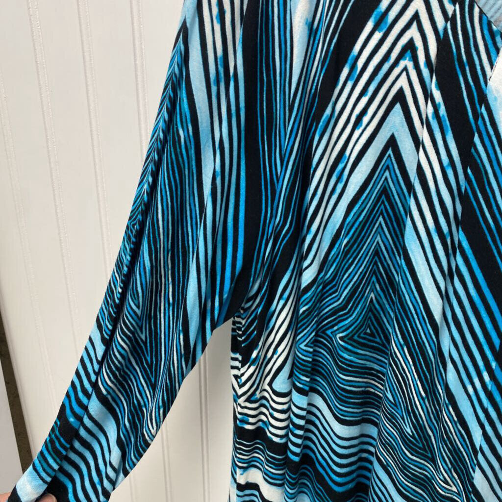 FLOWY LONG SLEEVED