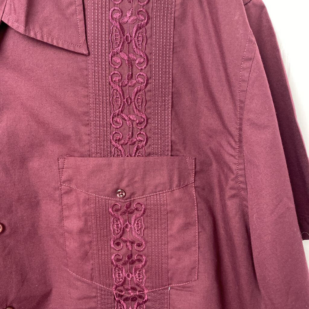 SHORT SLEEVE BUTTON UP