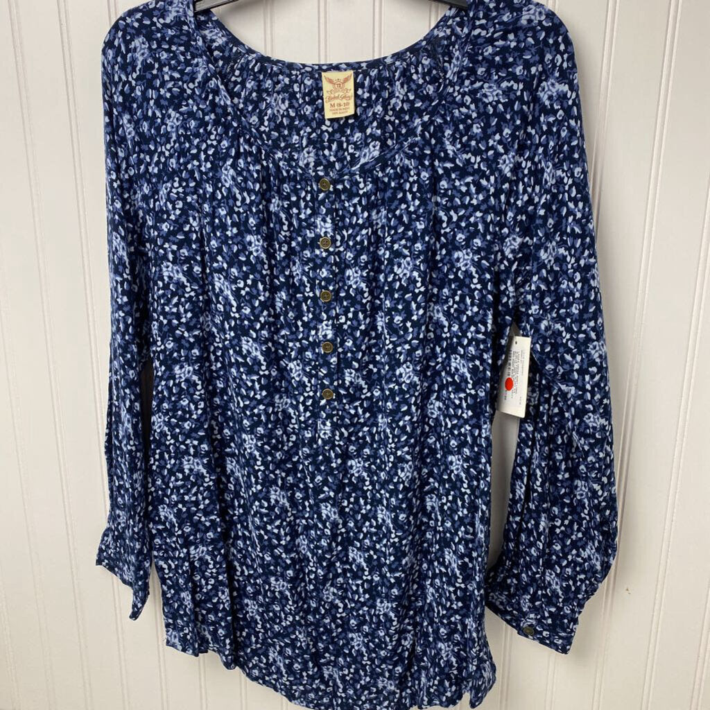 3/4 BUTTON LONG SLEEVED