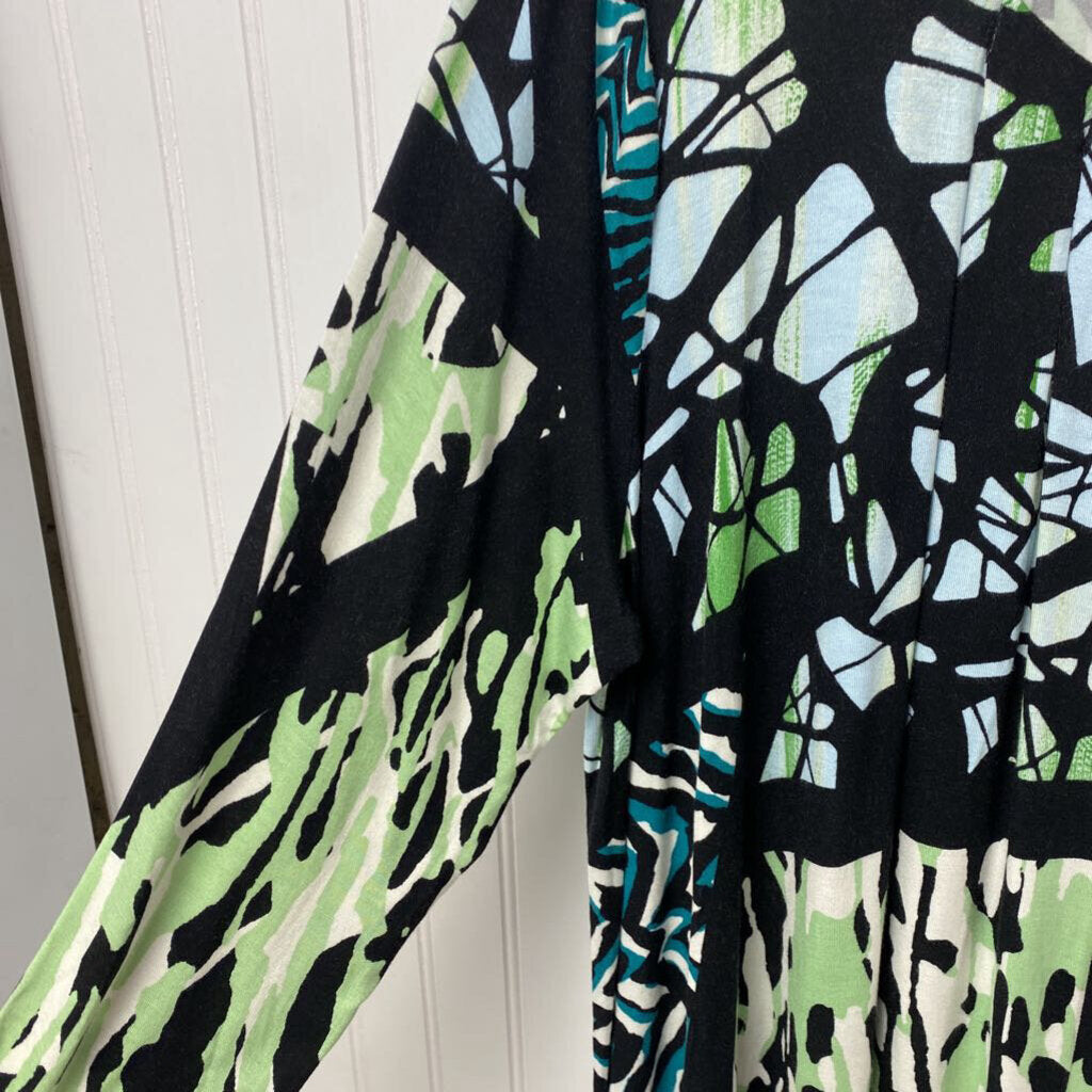FLOWY LONG SLEEVED