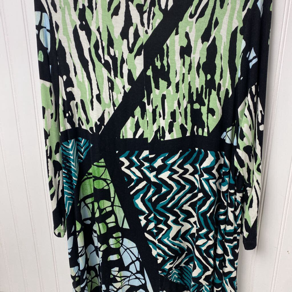 FLOWY LONG SLEEVED