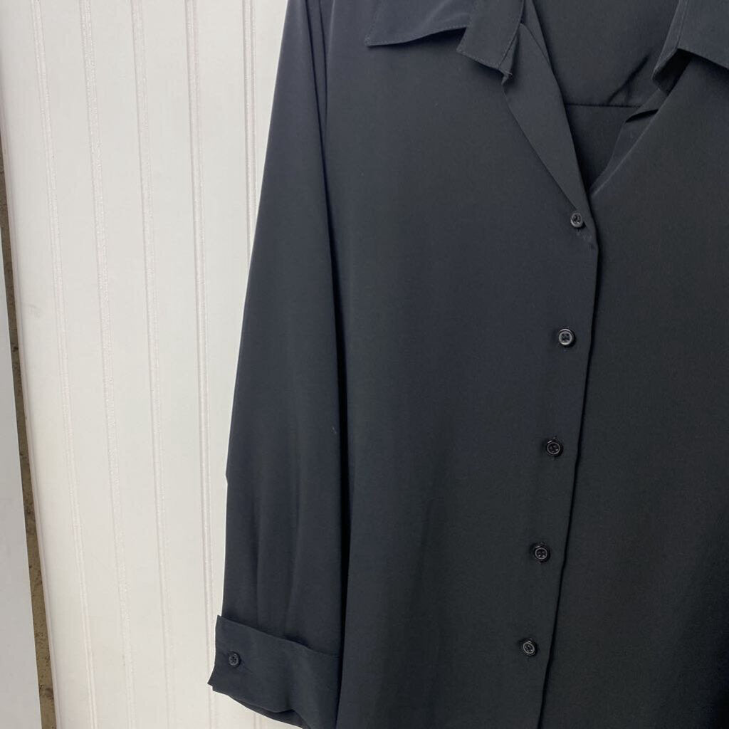 LONG SLEEVED BUTTON DOWN