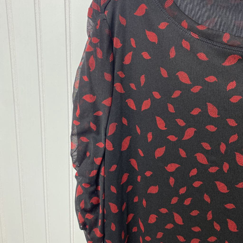 GATHERED SLEEVES TOP