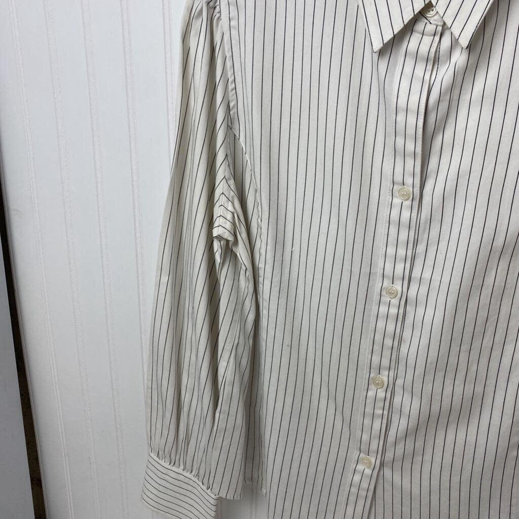 LONG SLEEVED BUTTON DOWN