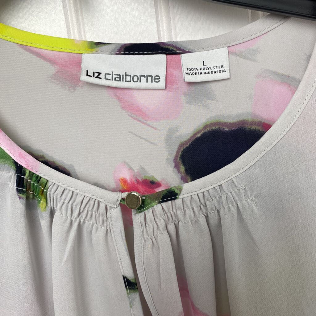 FLORAL SHORT SLEEVED