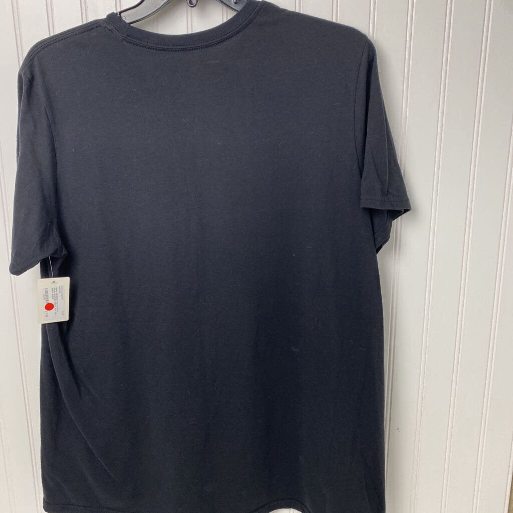 MENS GRAPHIC TEE