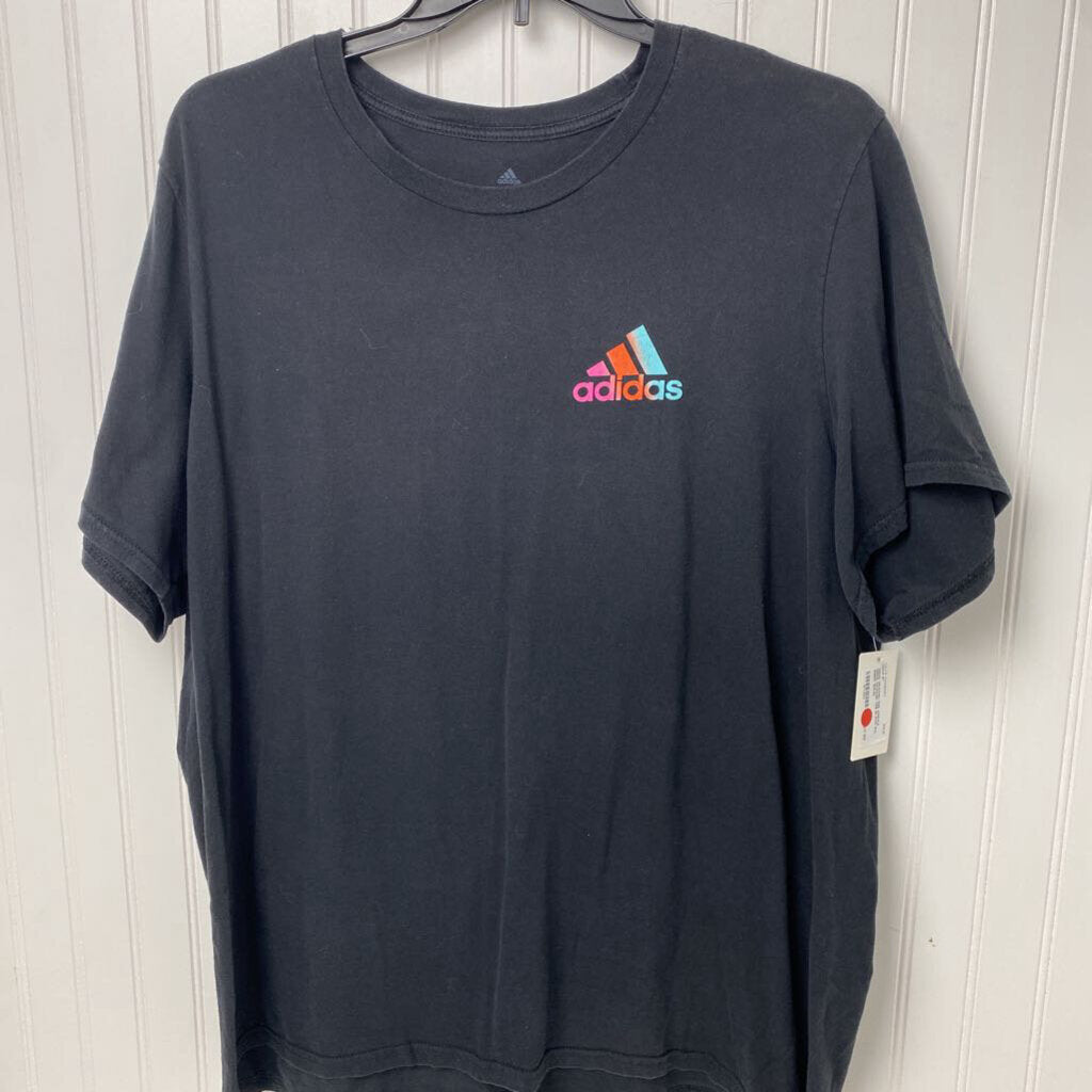 MENS GRAPHIC TEE