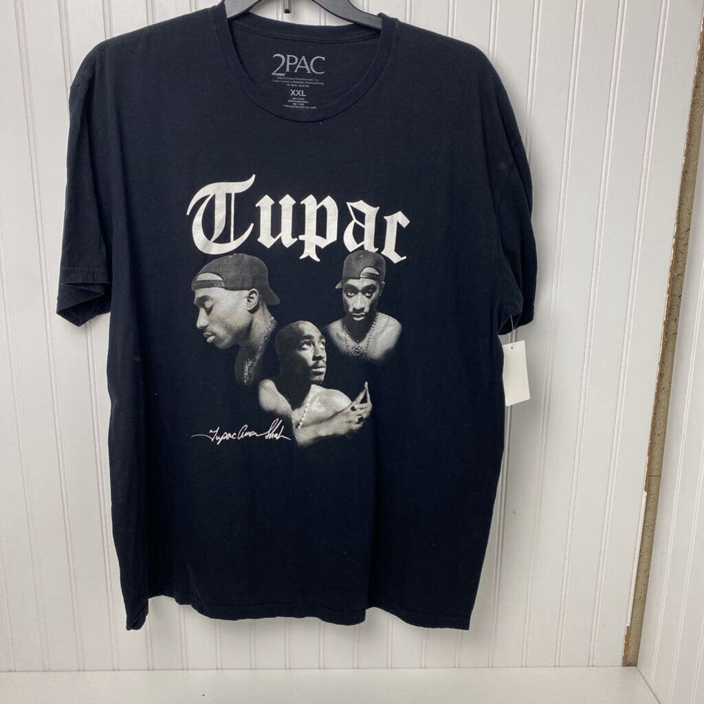 MENS GRAPHIC TEE