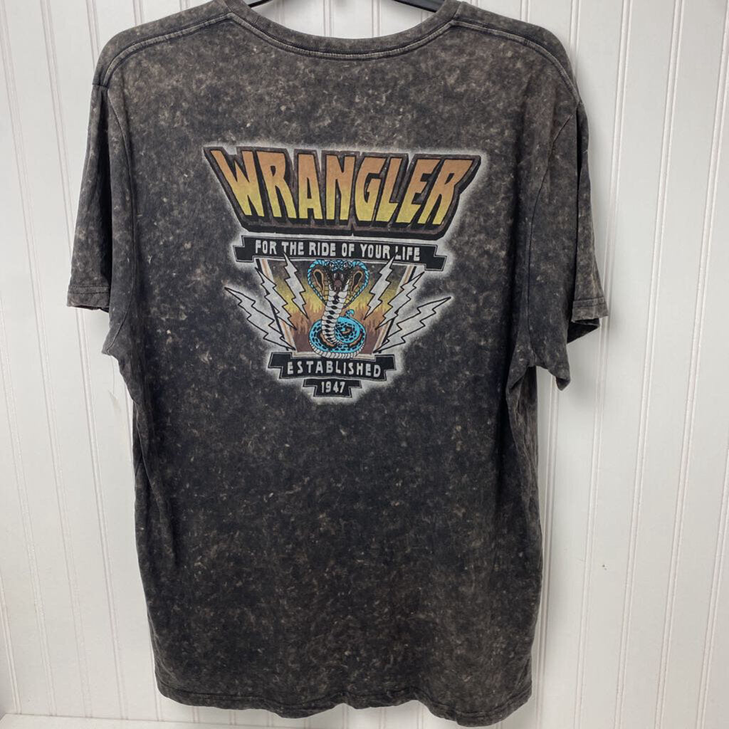 MENS GRAPHIC TEE