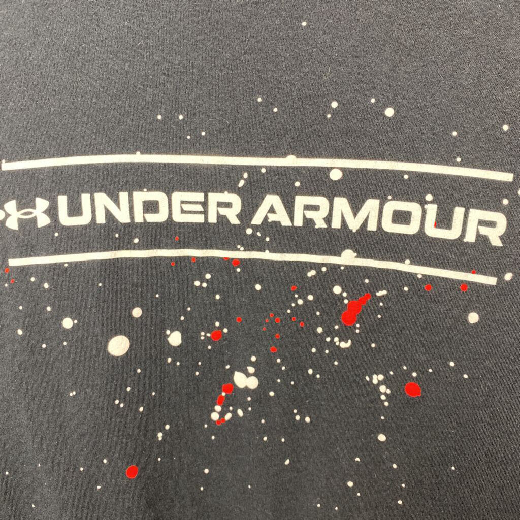 MENS GRAPHIC TEE