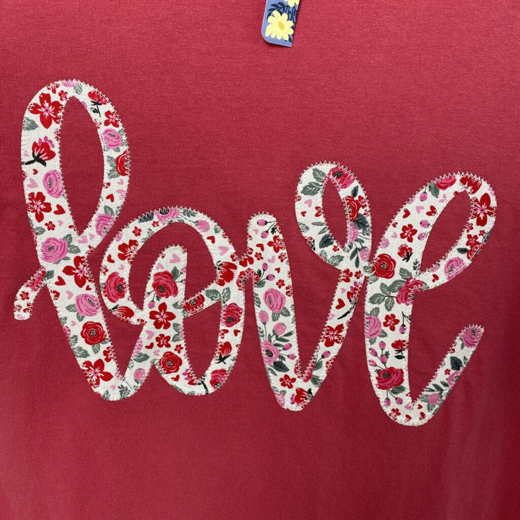 APPLIQUED LOVE SHIRT