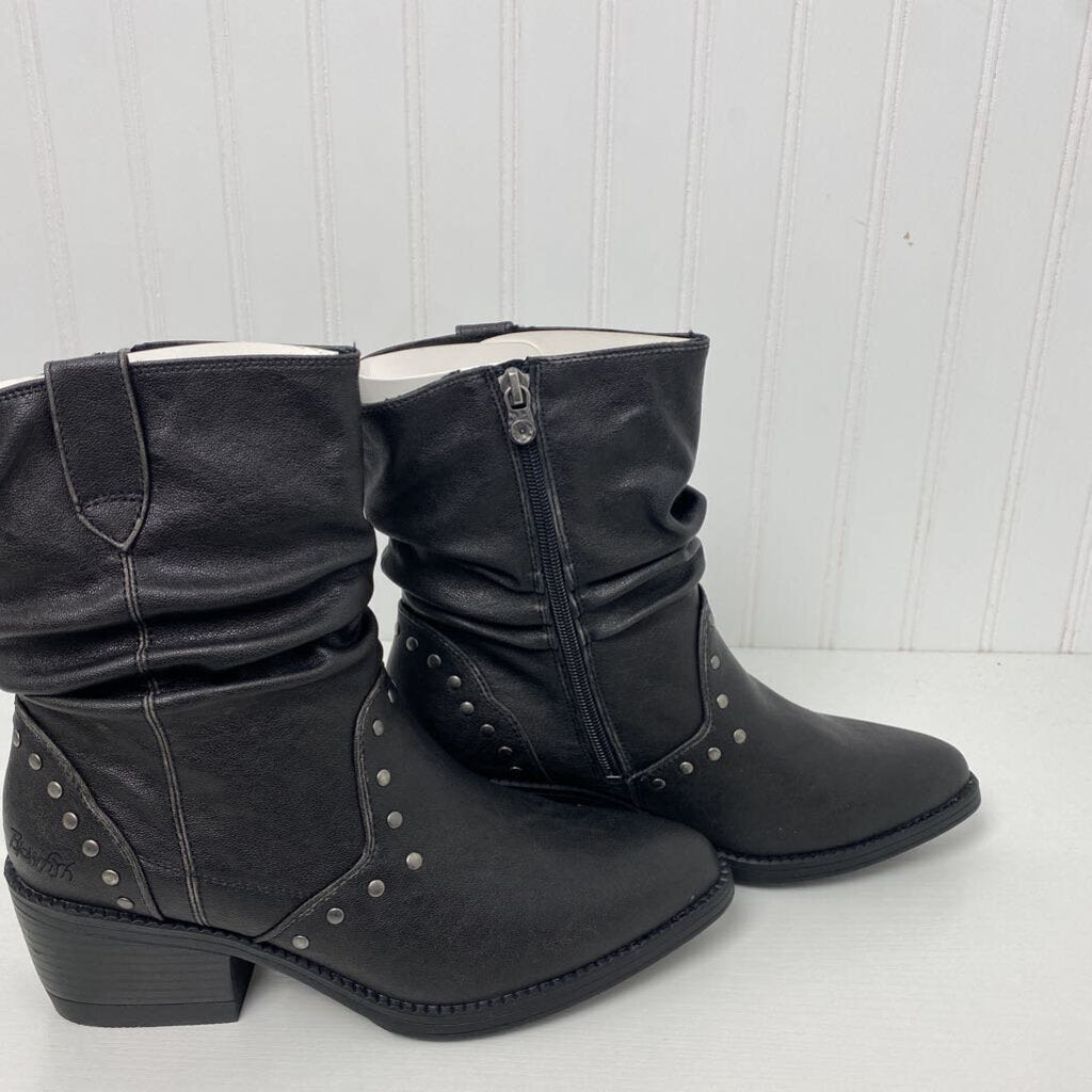 CALF LENGTH BOOTS