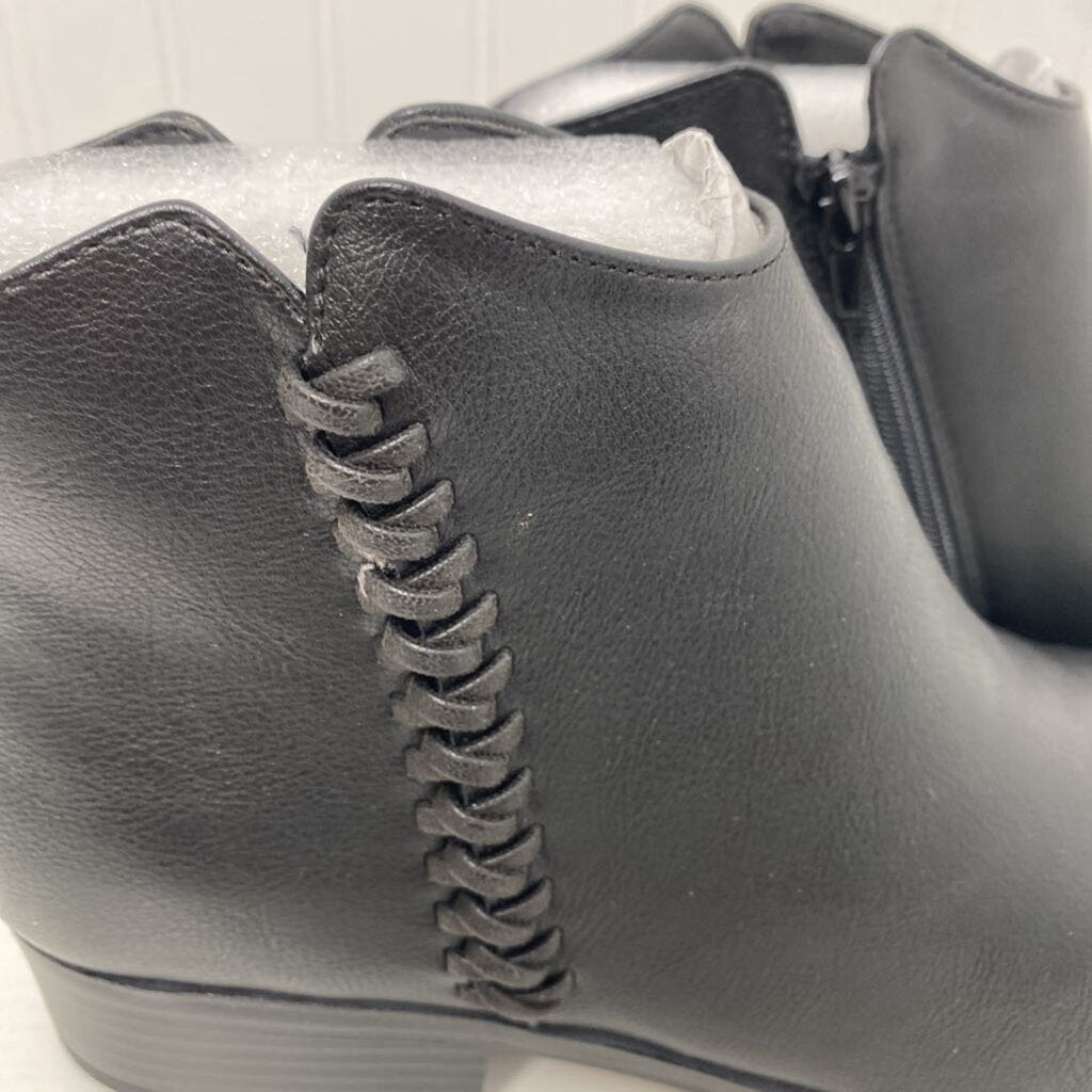 ANKLE BOOTS W/BRAIDED TRIM