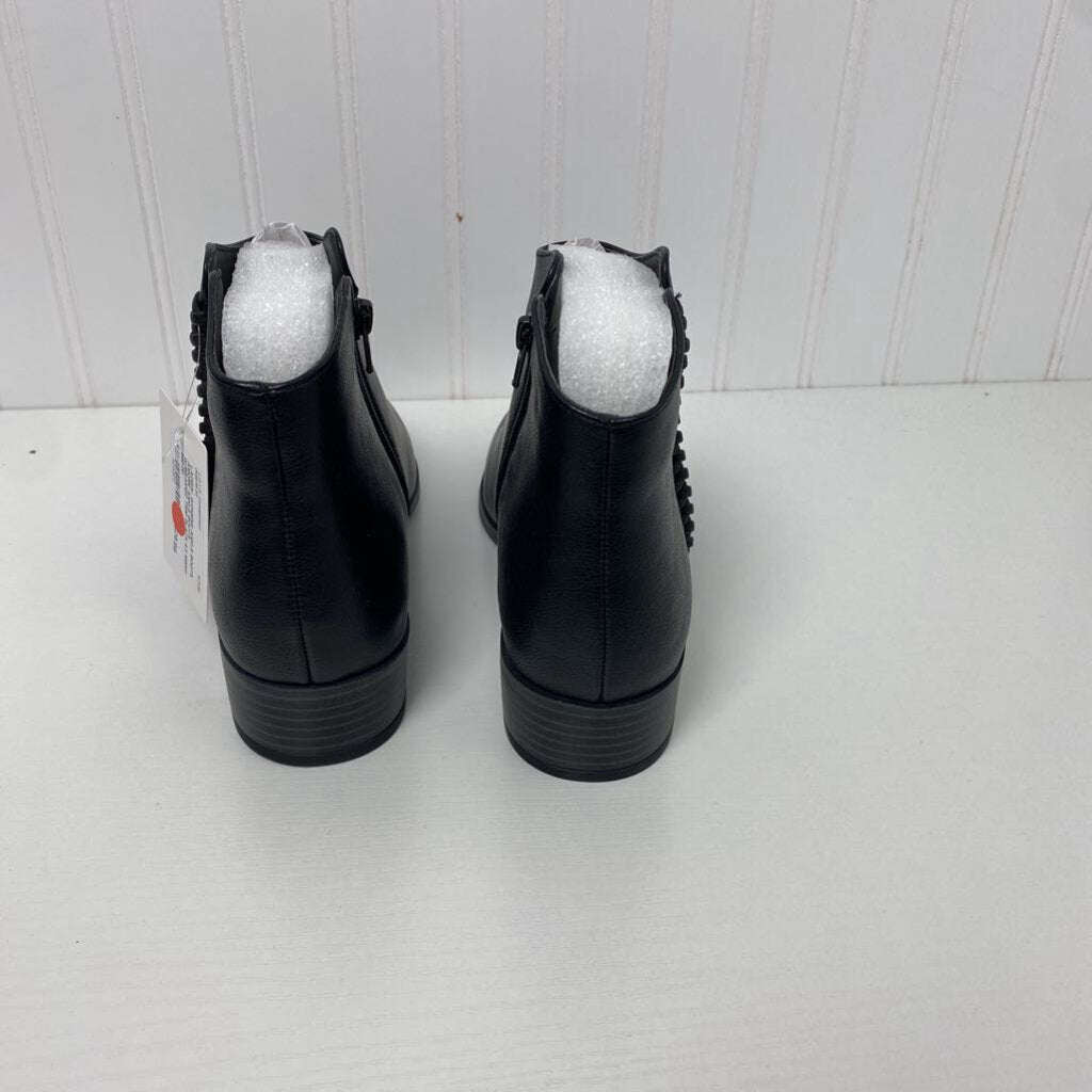 ANKLE BOOTS W/BRAIDED TRIM