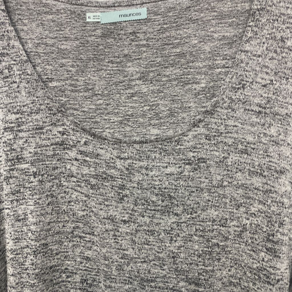 SCOOP NECK LONG SLEEVED