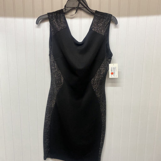 SLEEVLESS SHORT DRESS