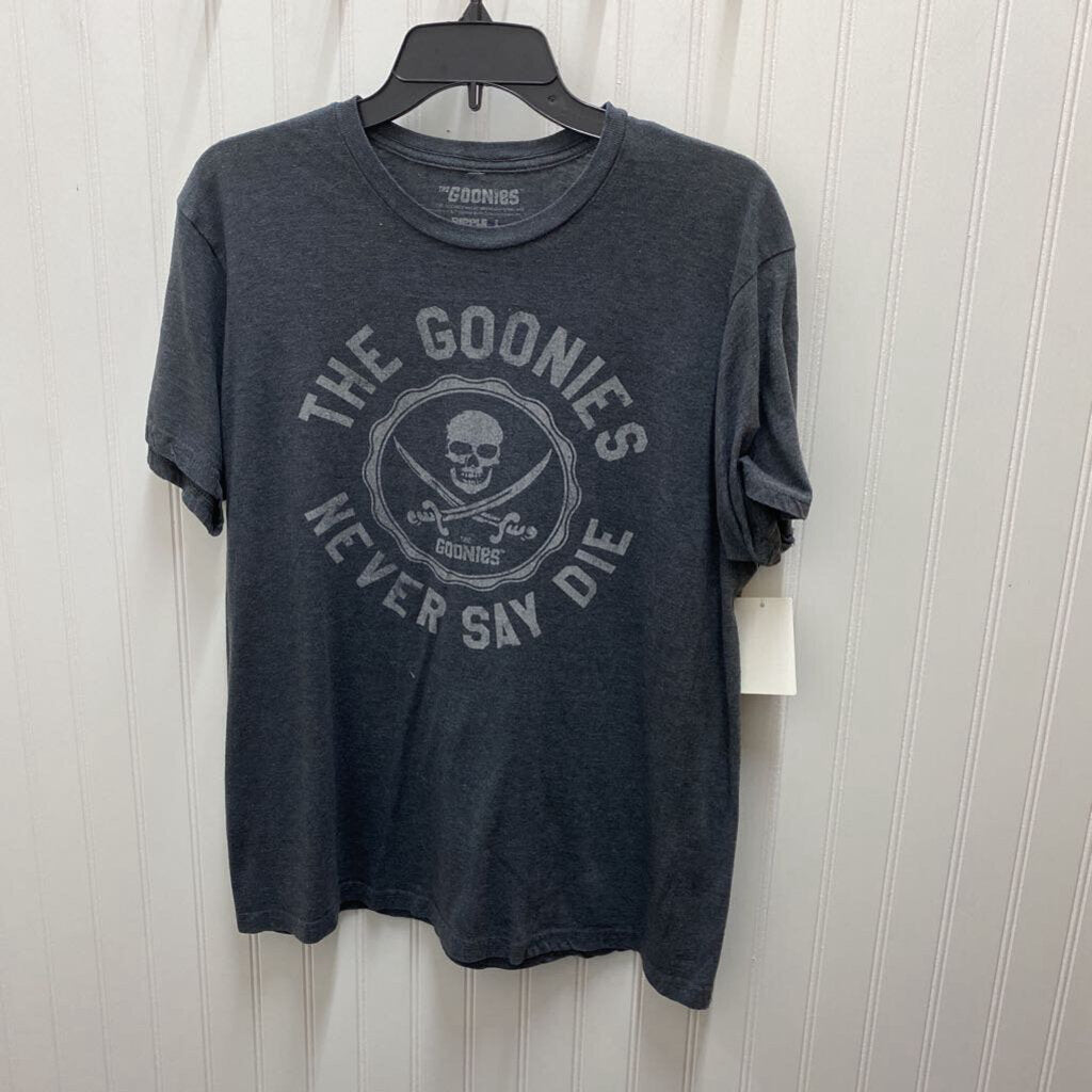 GRAPHIC TEE