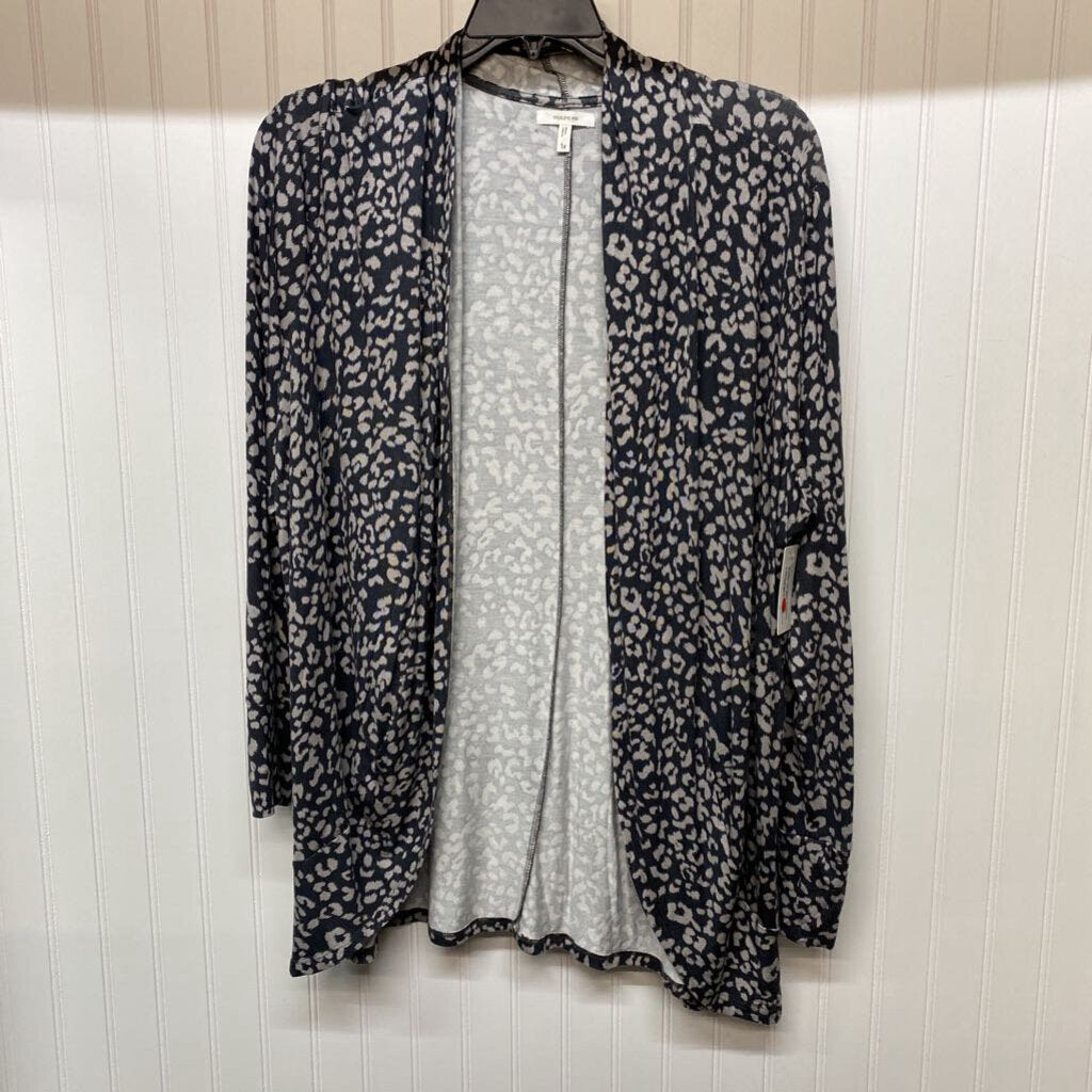 BLACKK AND GRAY CARDIGAN