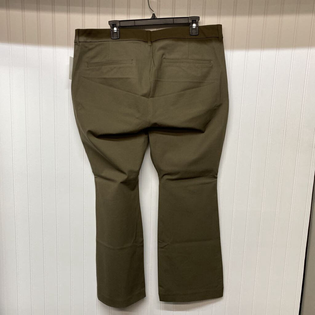FLAT FRONT FLARE DRESS PANTS