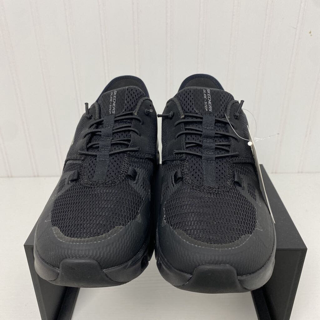 SLIP ON TENNIS SHOES