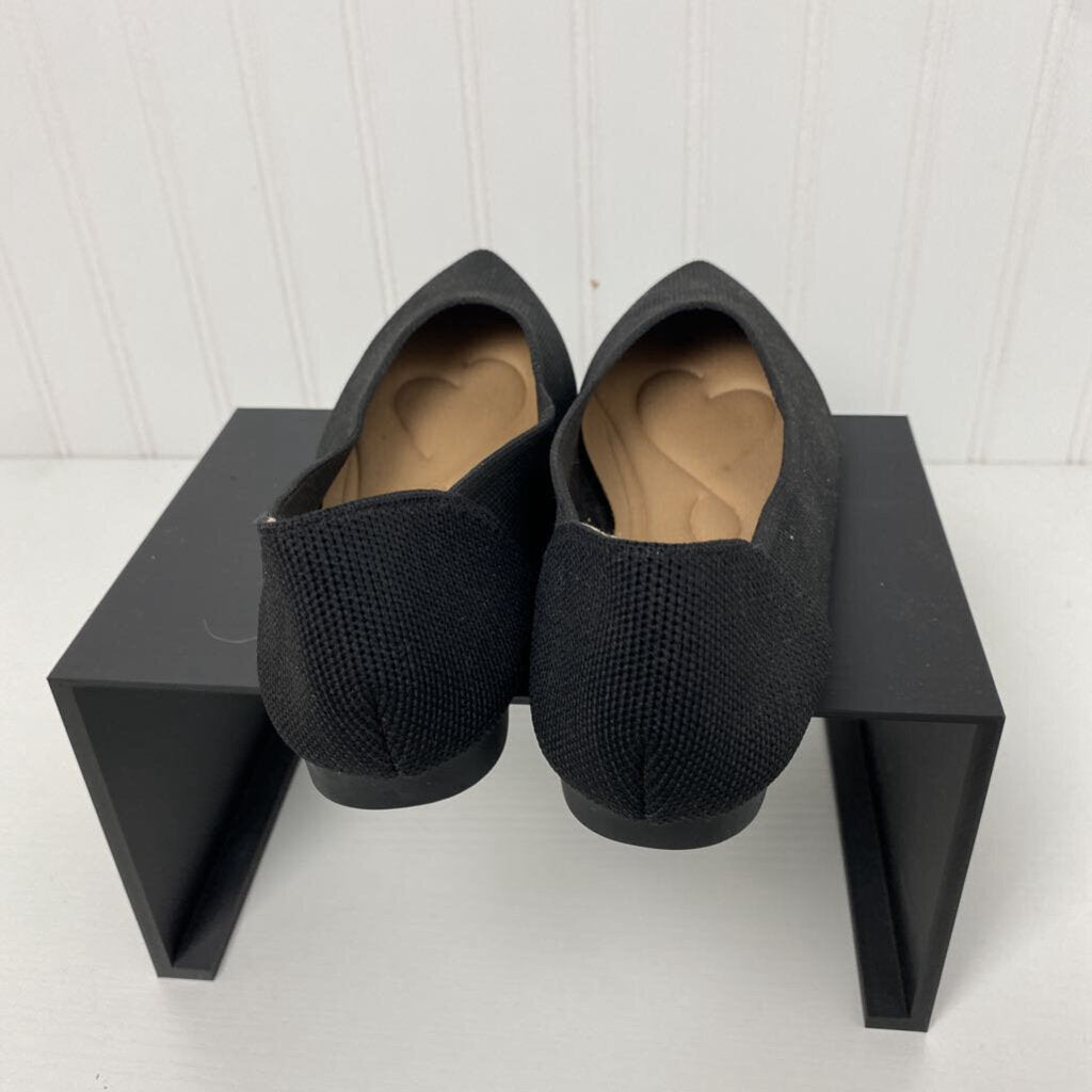 POINTED TOE CLOTH FLATS