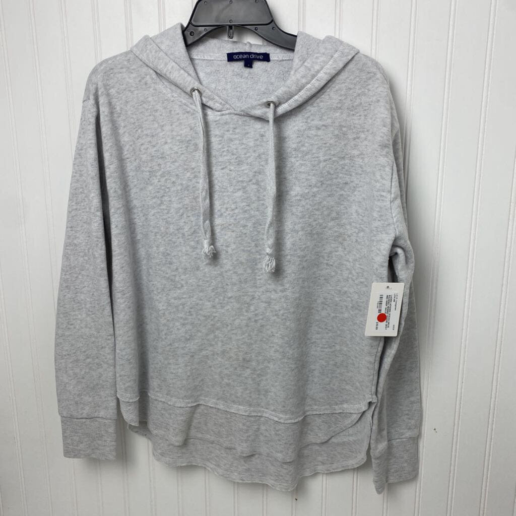ROUNDED HEMMED HOODIE