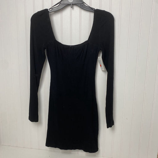 OFF THE SHOULDER SHORT DRESS