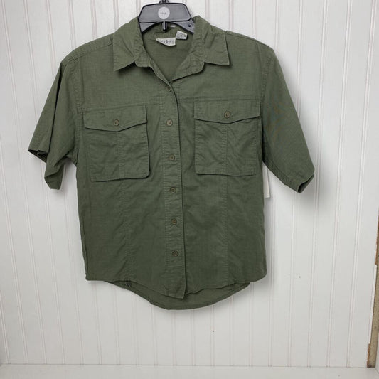 BUTTON DOWN W/ POCKETS