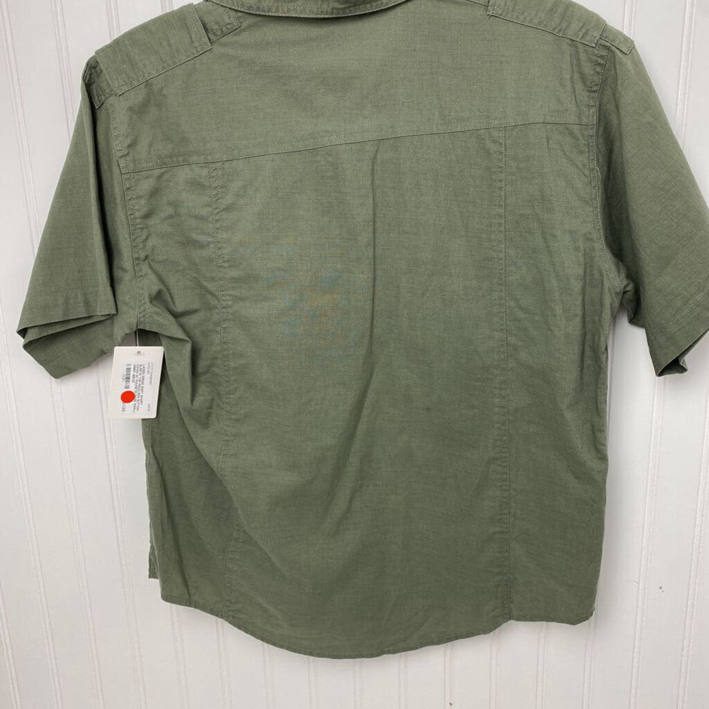BUTTON DOWN W/ POCKETS