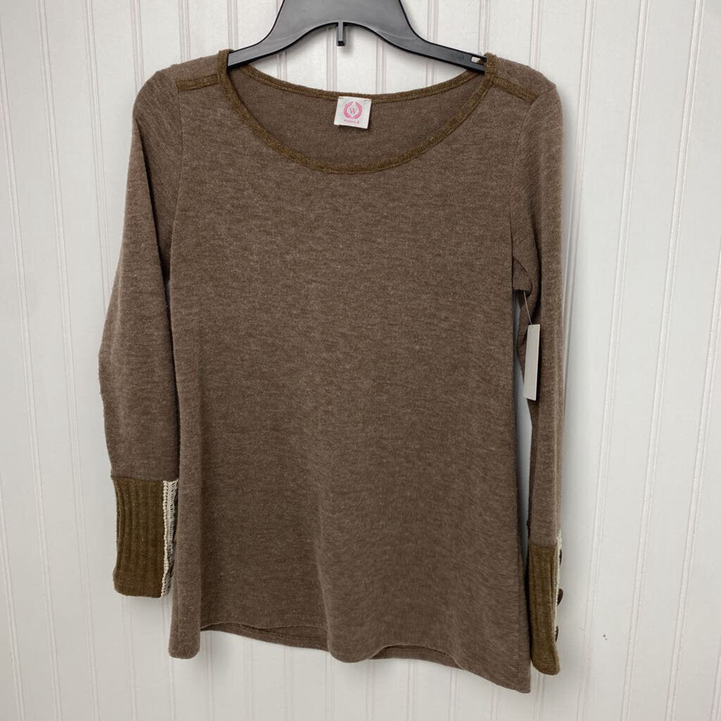LONG SLEEVE KNIT TOP
