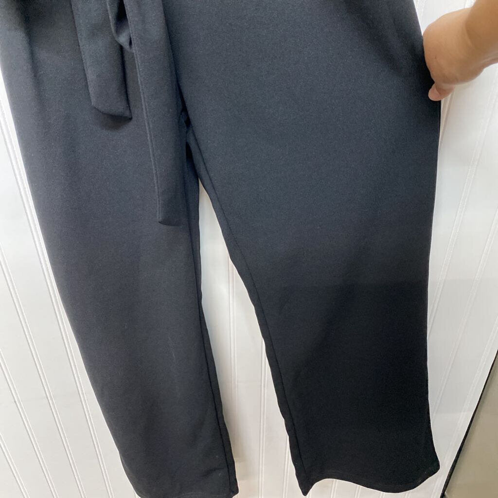 SHORT SLEEVED PANT ROMPER
