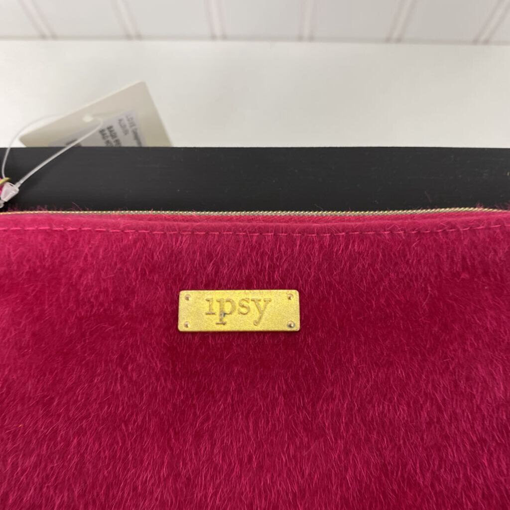 *HOT PINK MAKEUP BAG