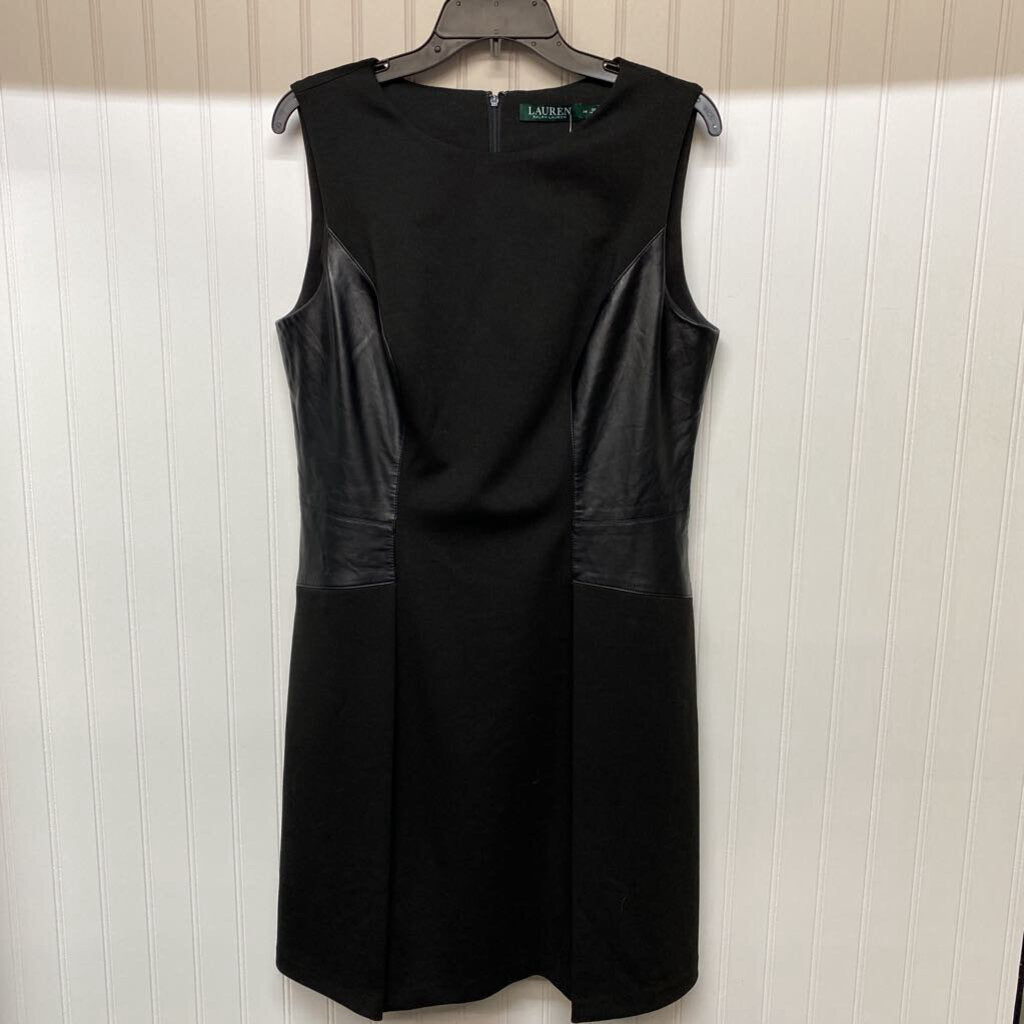 *BLACK SLEEVELESS LEATHER ON SIDES