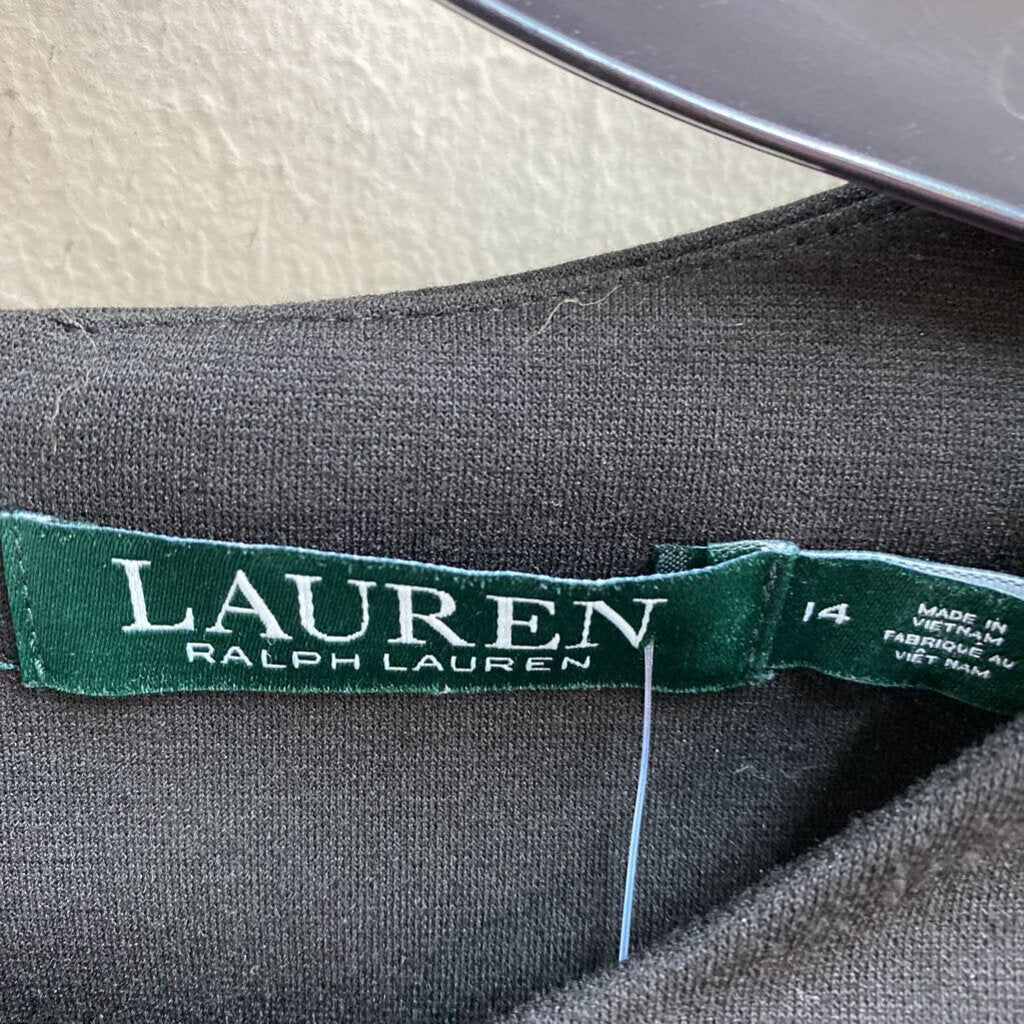 *BLACK SLEEVELESS LEATHER ON SIDES