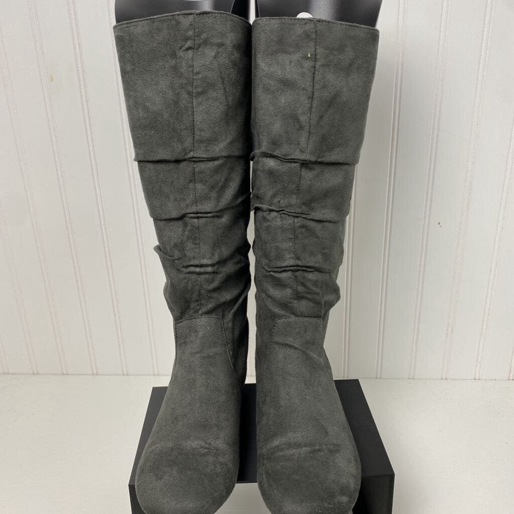 *SUEDE KNEE BOOTS