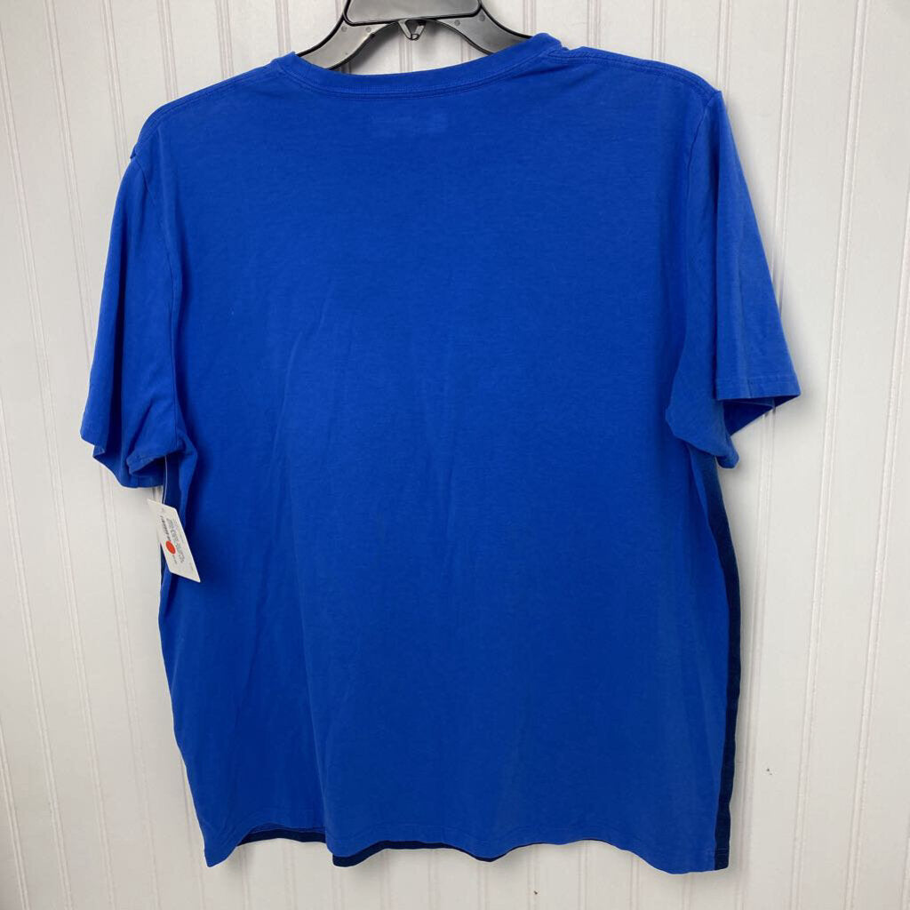 MENS GRAPHIC TEE