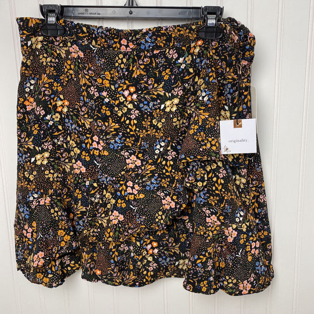 FLORAL FLOWY SKIRT