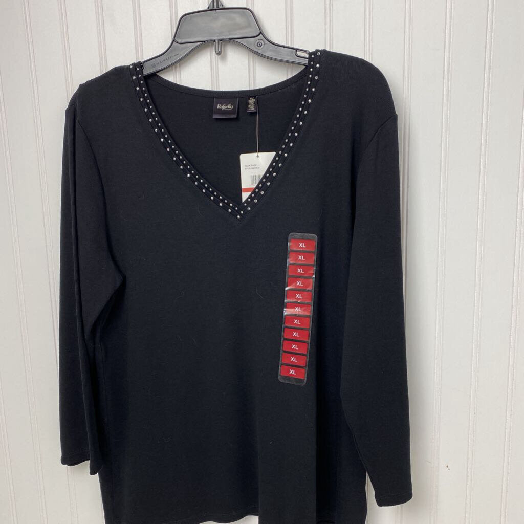EMBELLISHED LONG SLEEVED SWEATER