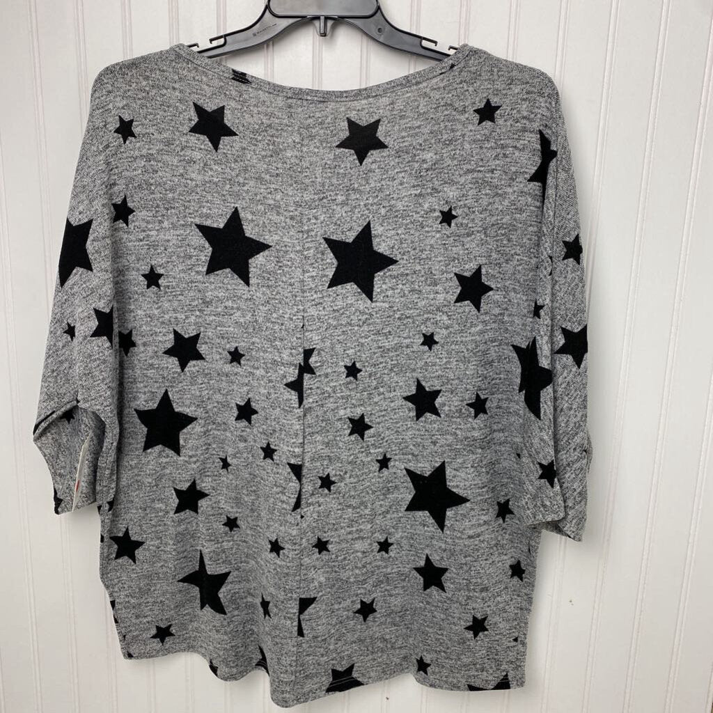 LONG SLEEVE STAR PRINT TOP