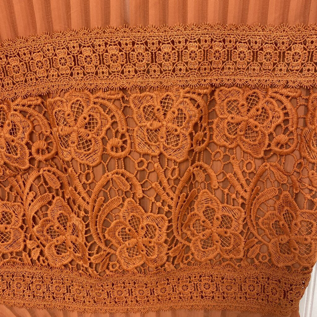 LACEY HIGH NECK SHORT SLEEVED