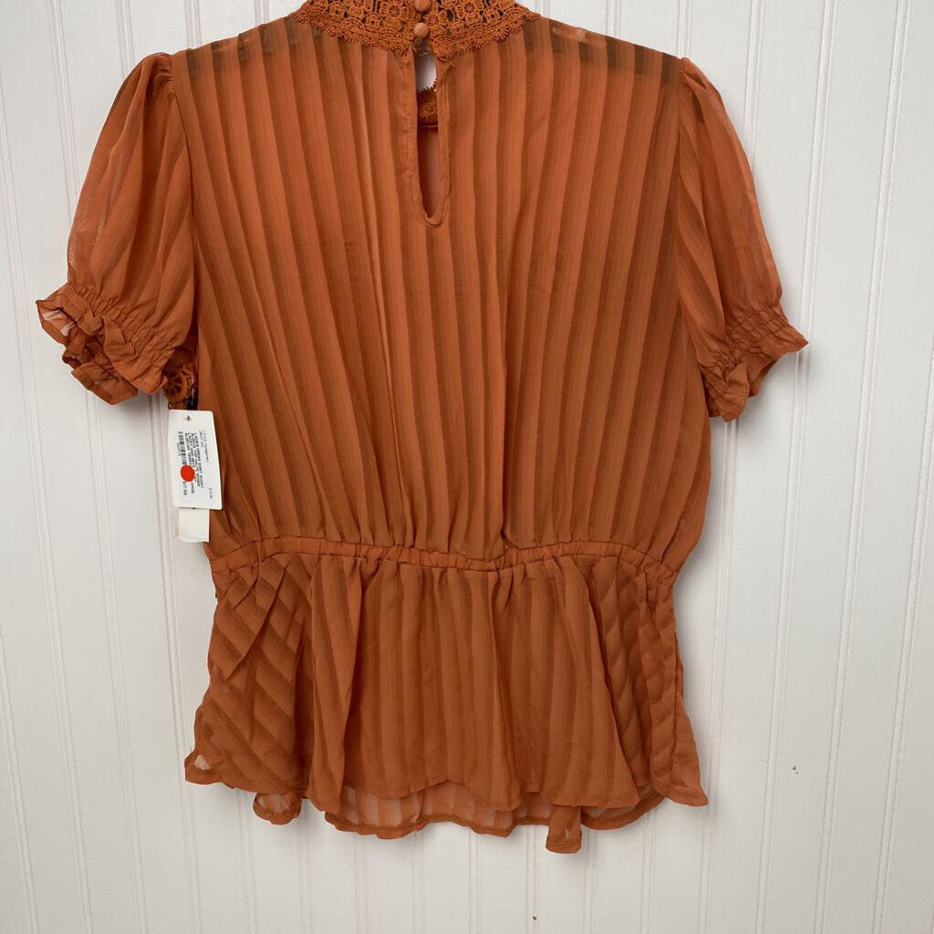 LACEY HIGH NECK SHORT SLEEVED