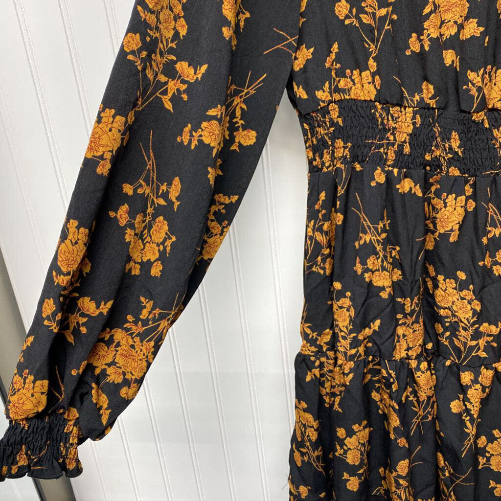 HIGH NECK LONG SLEEVED DRESS
