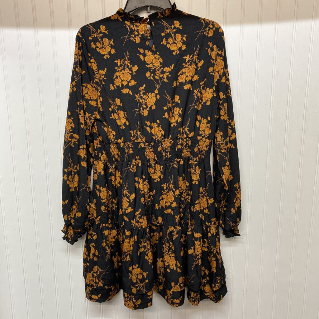 HIGH NECK LONG SLEEVED DRESS