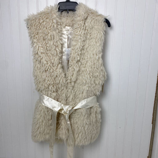 FAUX FUR SLEEVELESS TOP