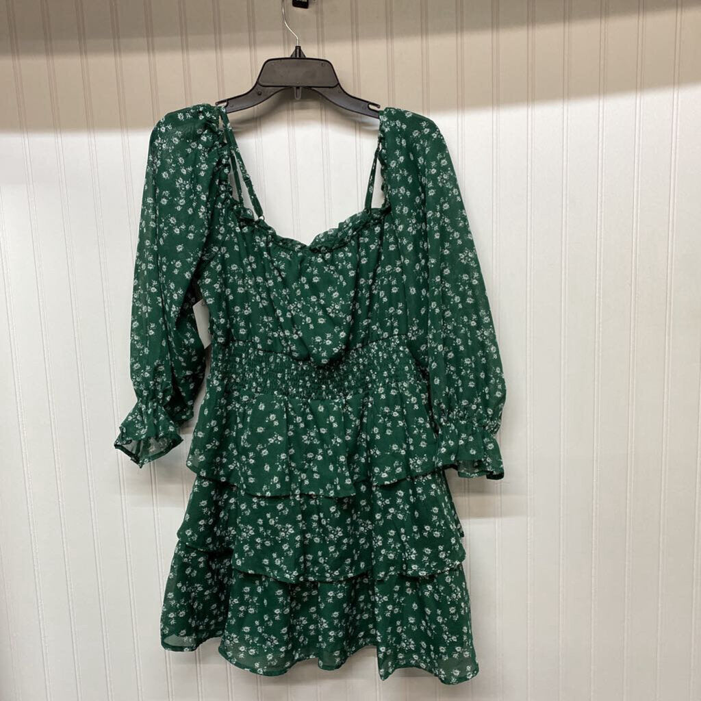 RUFFLED LONG SLEEVED DRESS