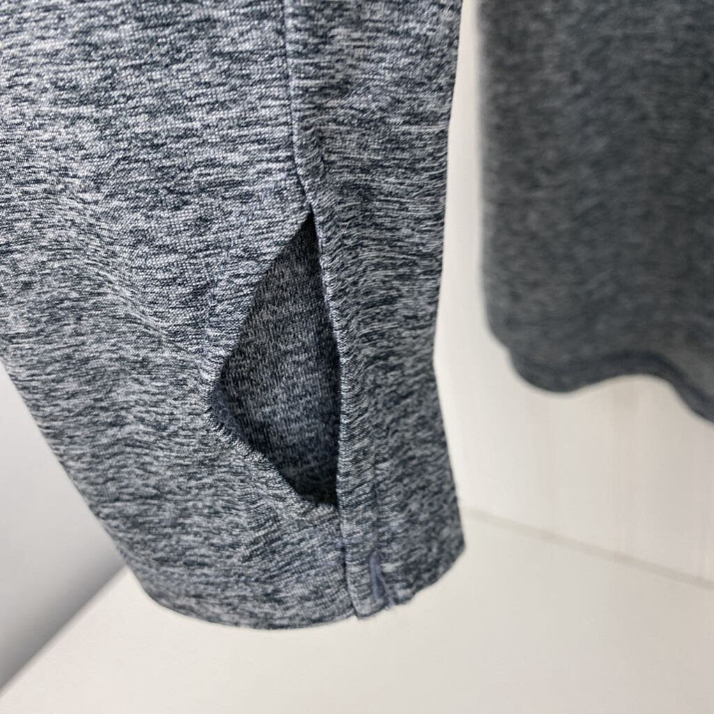 HOODED LONG SLEEVED TOP