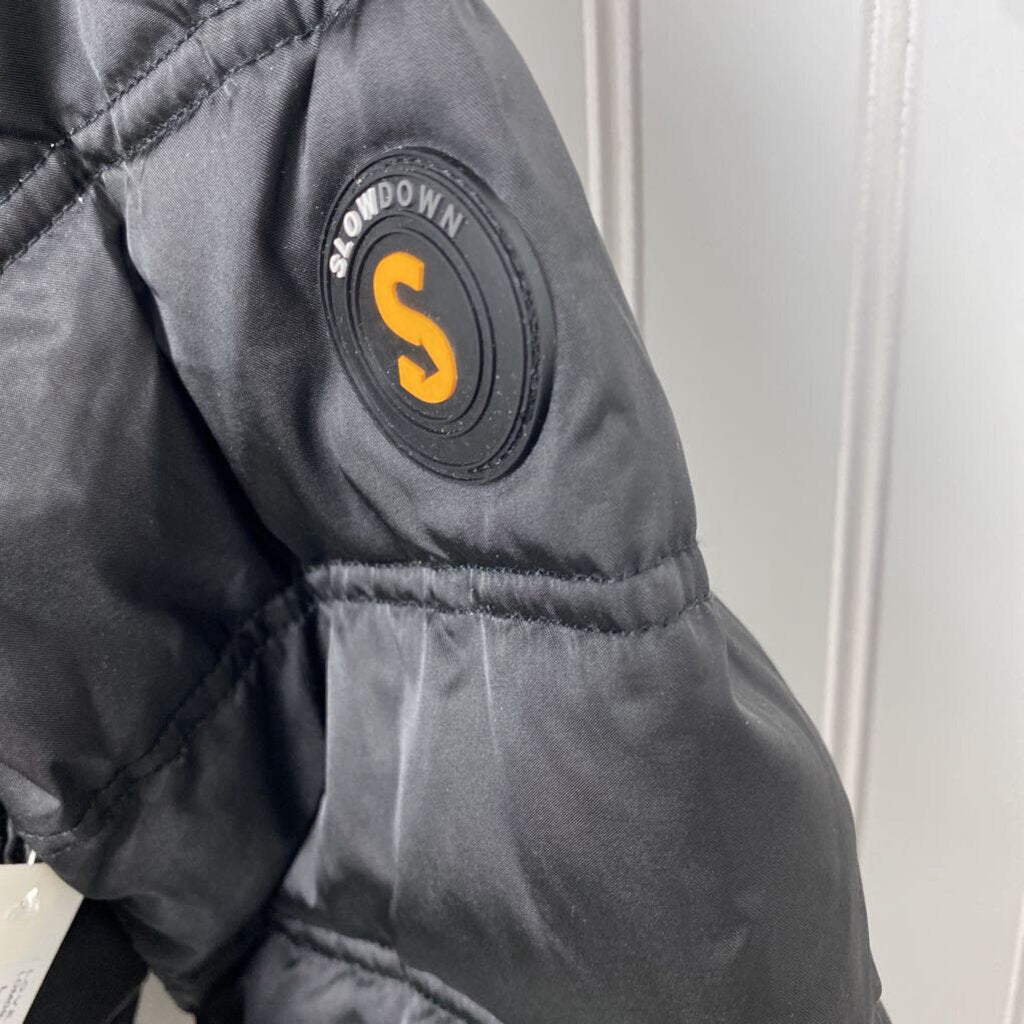 HOODED PUFFER JACKET