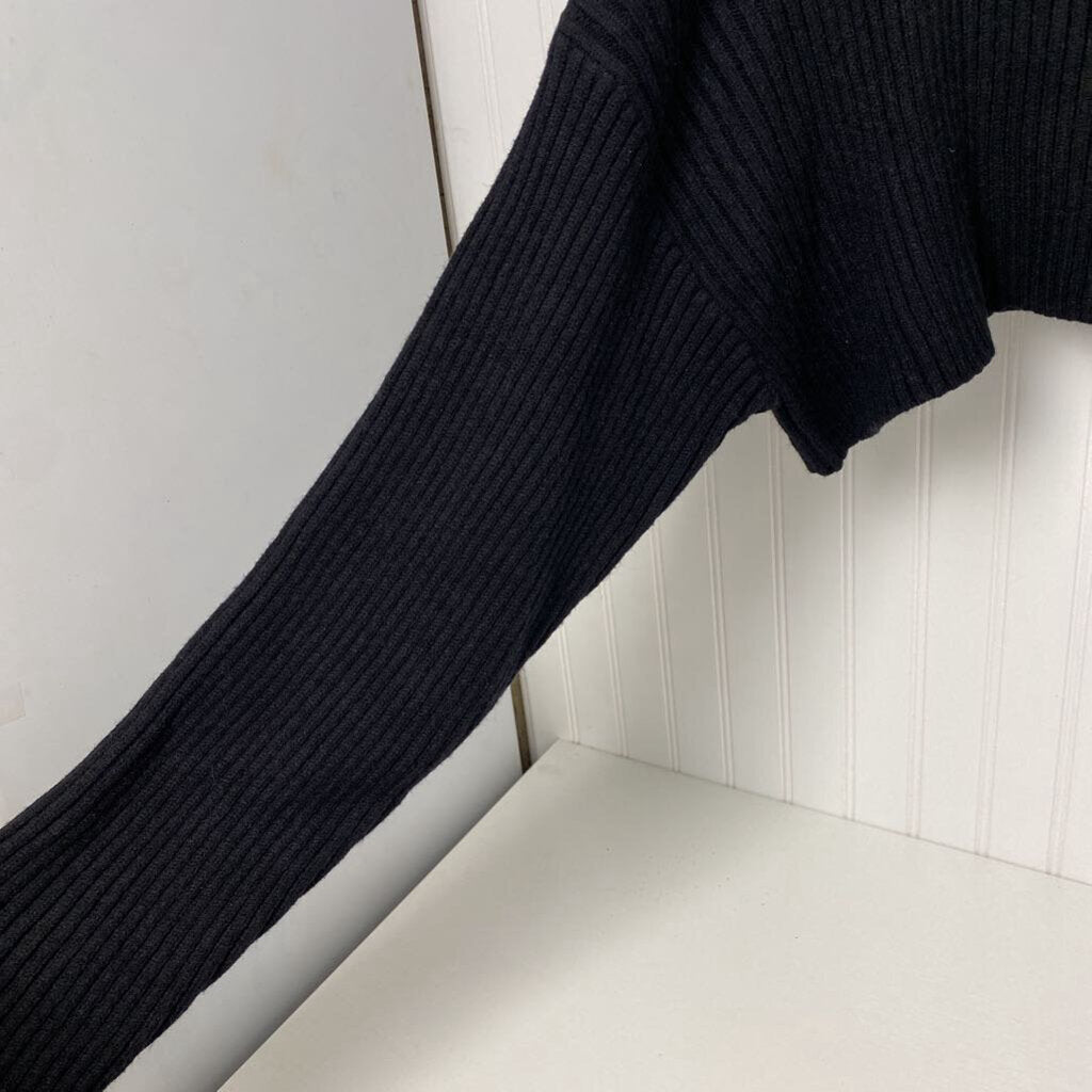 TURTLE NECK SWEATER