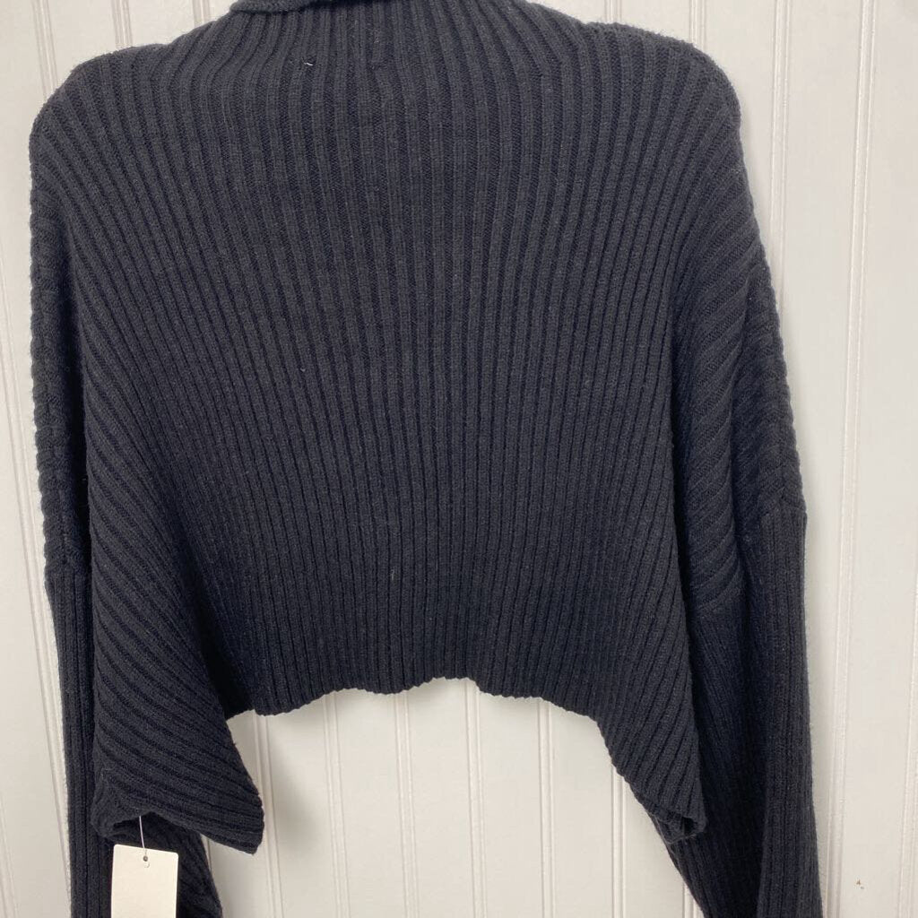 TURTLE NECK SWEATER