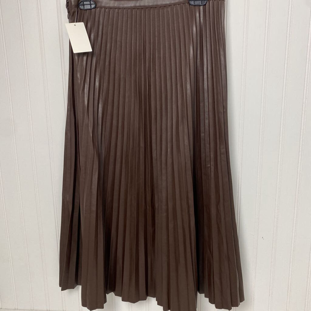 PLEATED PLEATHER SKIRT